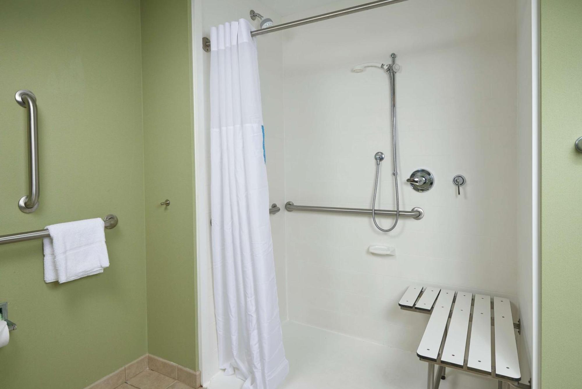 Hampton Inn Bermuda Run / Advance Kültér fotó